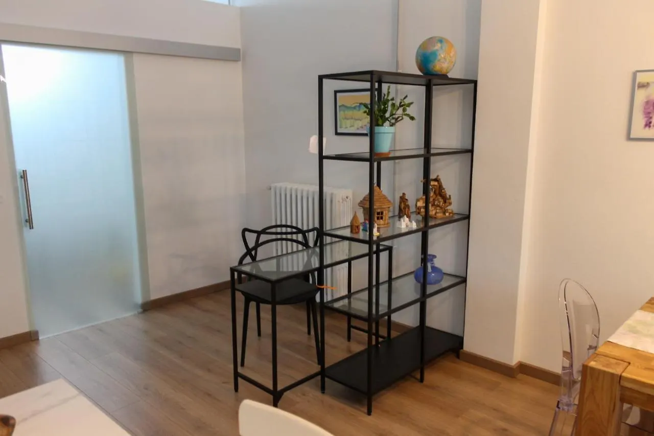 Apartment Ferienwohnung Loft Sottolalbero Mailand
