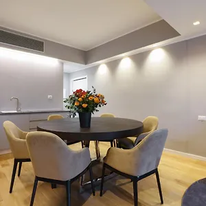 Prestige Boutique -piazza Duomo Apartment