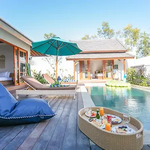 Kupu Kupu Bingin , Uluwatu Indonesien